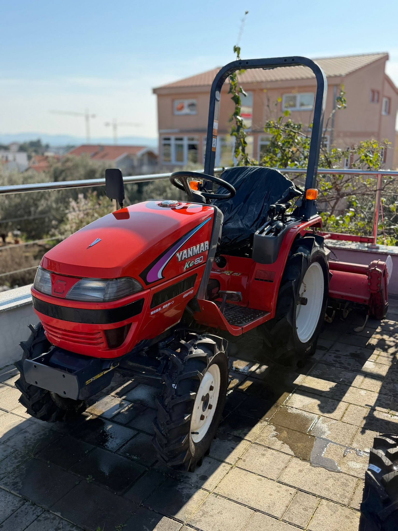 689c3988-5d10-4bc8-b69d-1bbf00211981