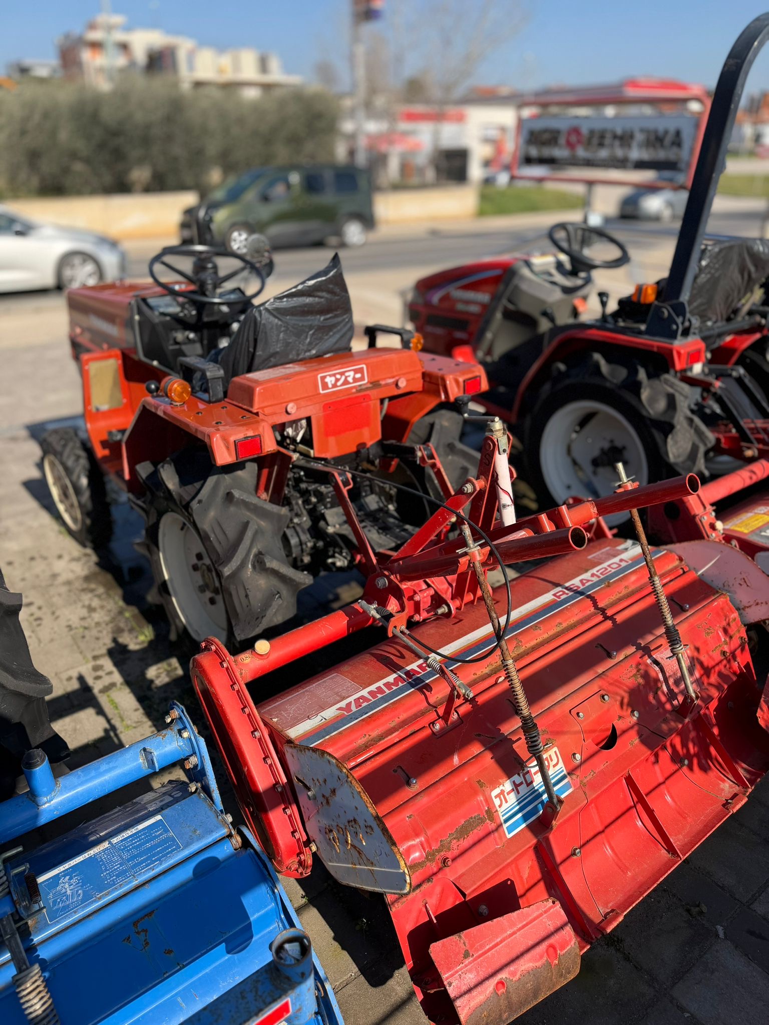 7a5e5520-fe49-4249-874b-d6c9432d6fe8