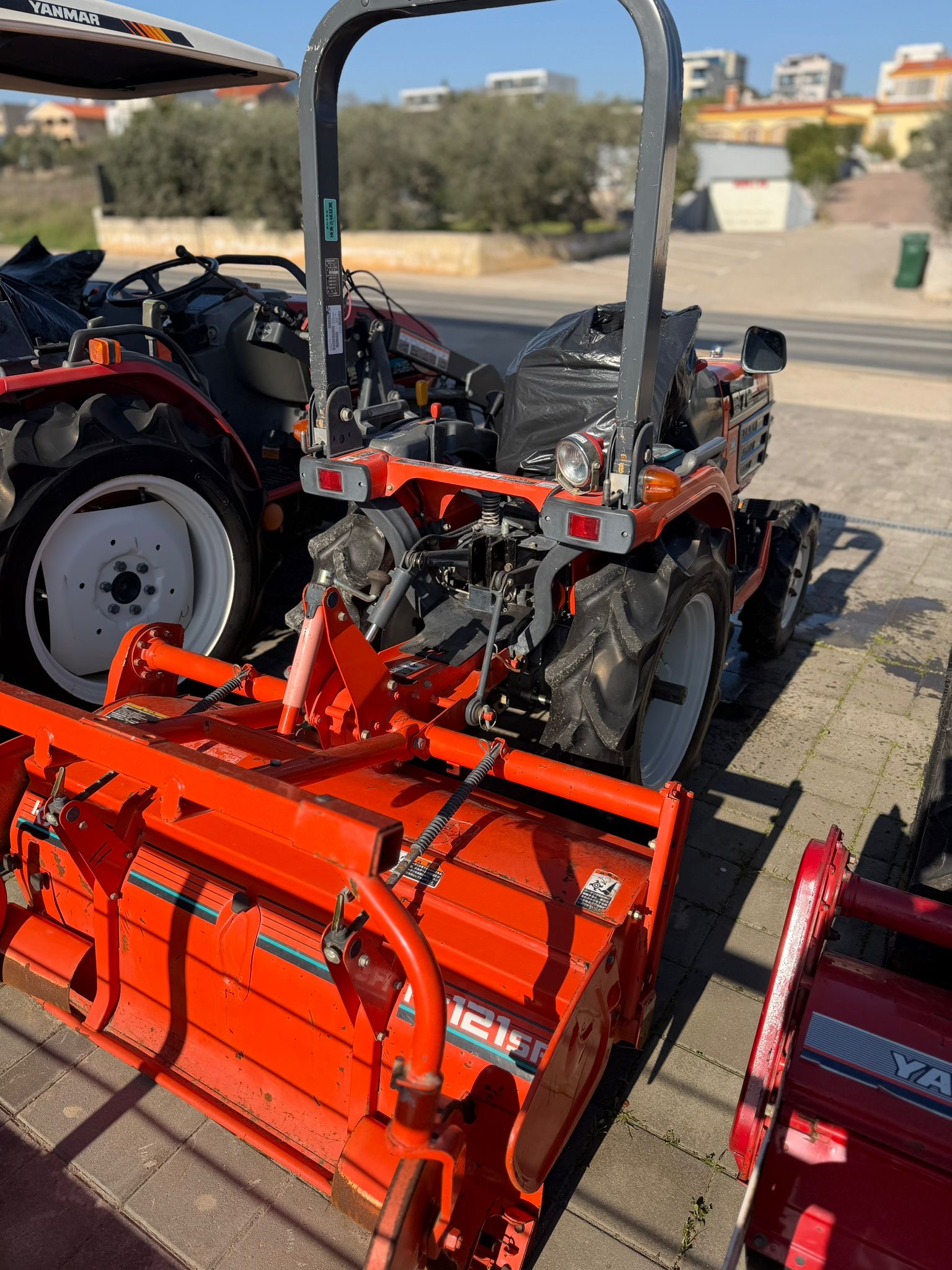 8ce7fa62-9c50-4a4c-923f-5da224bdef60