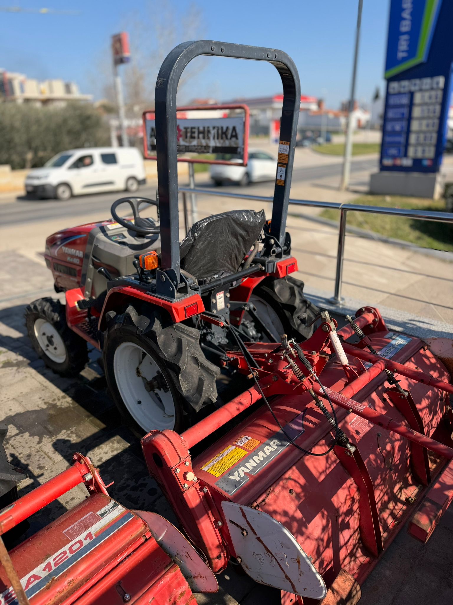 bc09595a-4675-4f0e-9662-29b31f9123d2