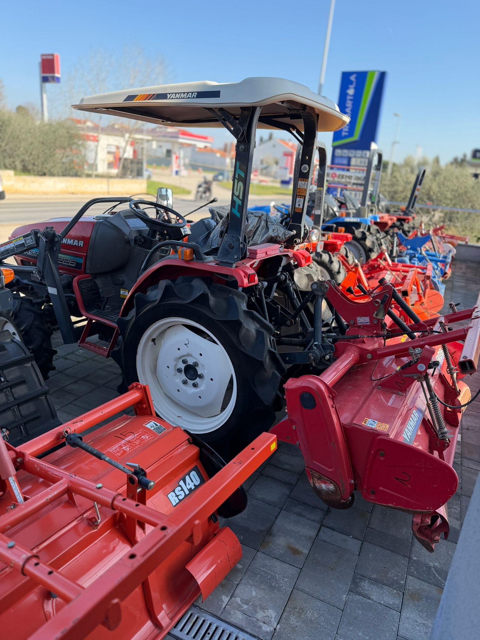 ce3c5bed-067a-4f15-b3ac-6d1a4403f75b