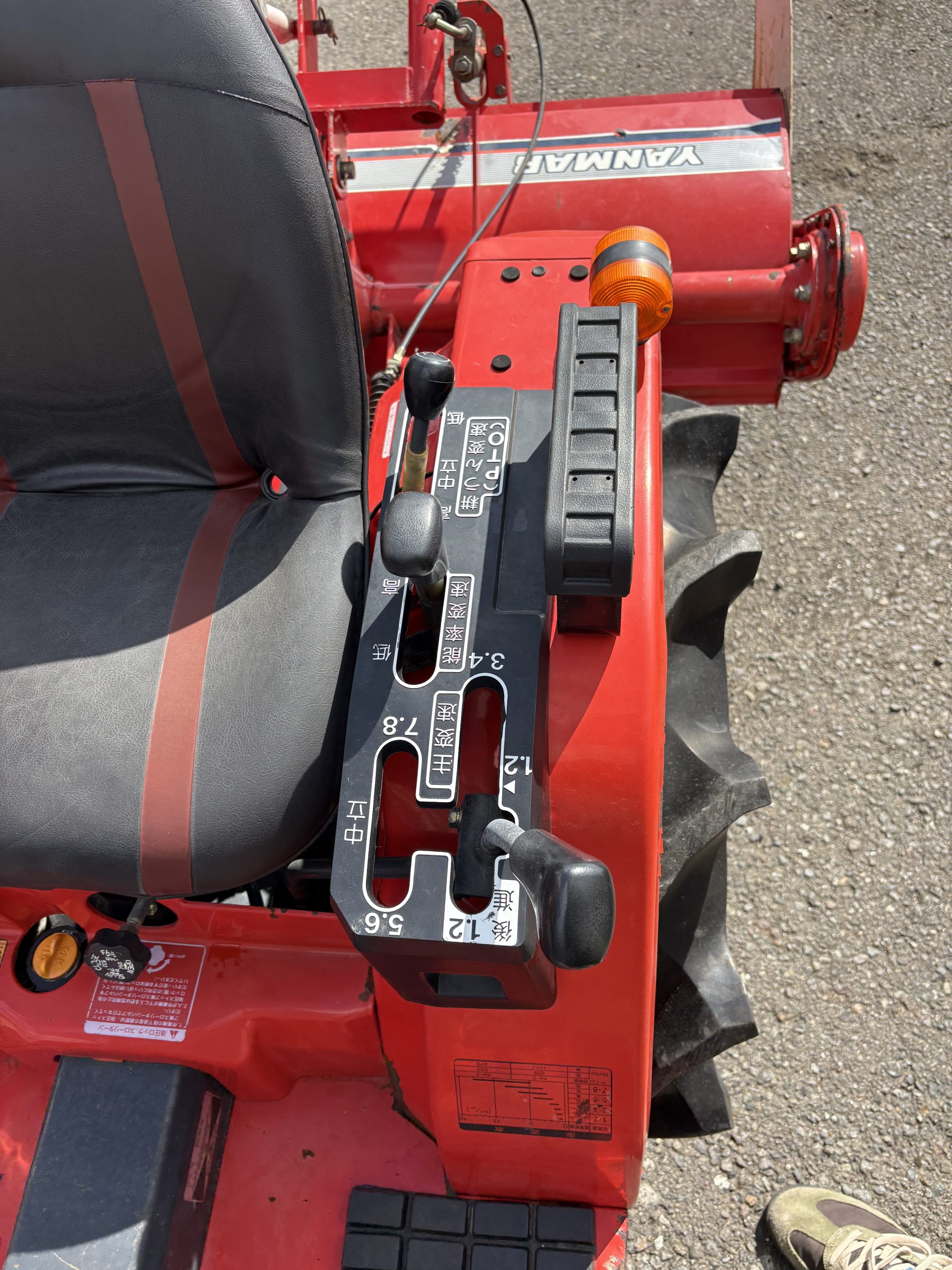 Traktor Yanmar Ke-3(178) - Slika 6