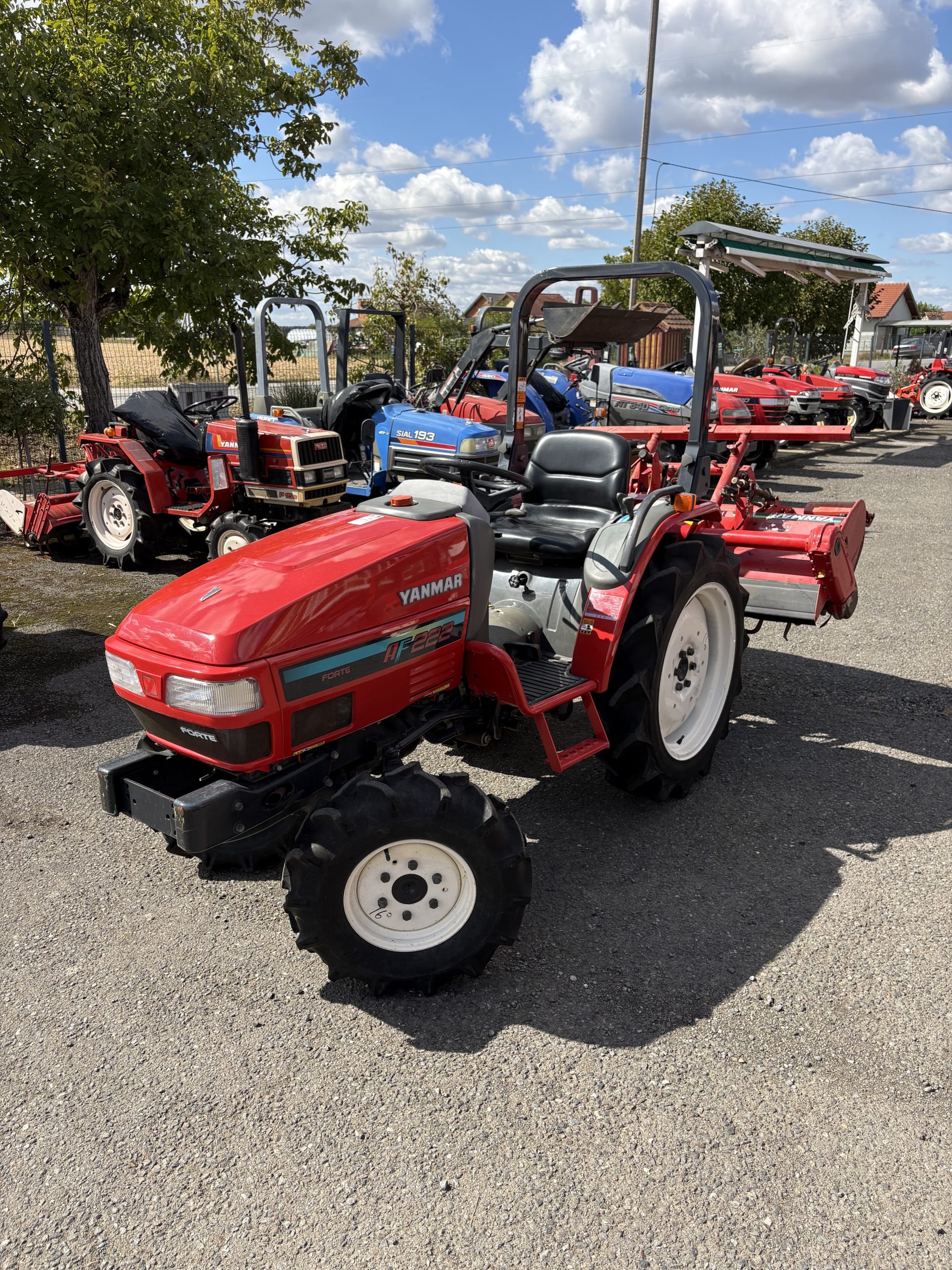 Yanmar Af-222(180) - Slika 1